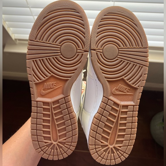 Nike High Top Dunks - Picture 2 of 3